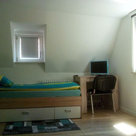 3Zi Ferienwohnung In Kirchhain Nahe Marburg Und Stadtallendorf Exterior foto